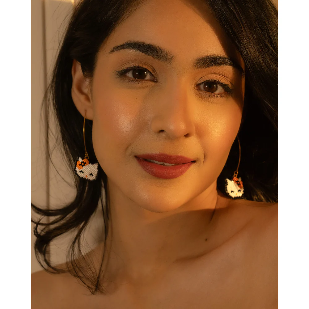 Jenni & Janki Handcrafted Miyuki Kitty Earrings - Runbopad