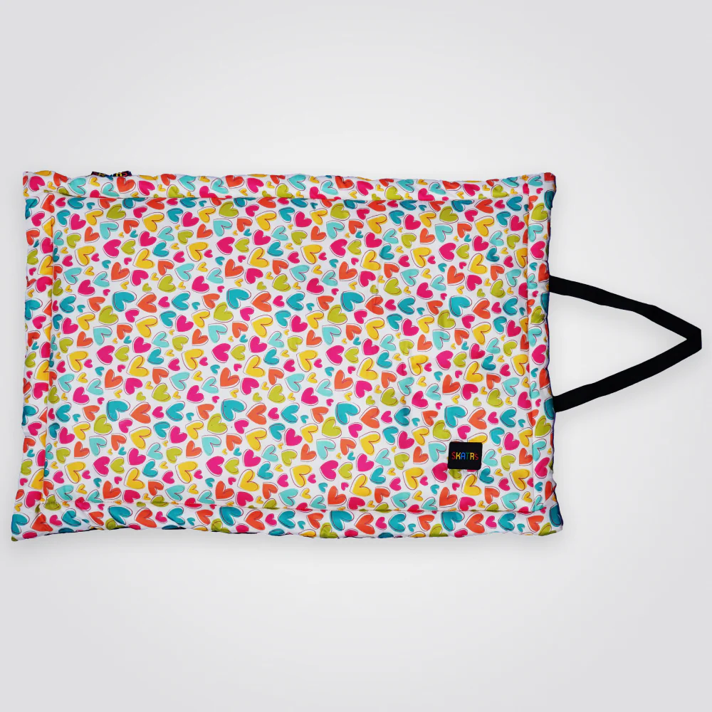 Skatrs Cozy Love Print Mat for Dogs & Cats + Barkbutler x Fofos Brown Woodplay Triangle Chew Dogs Toy Combo - Runbopad